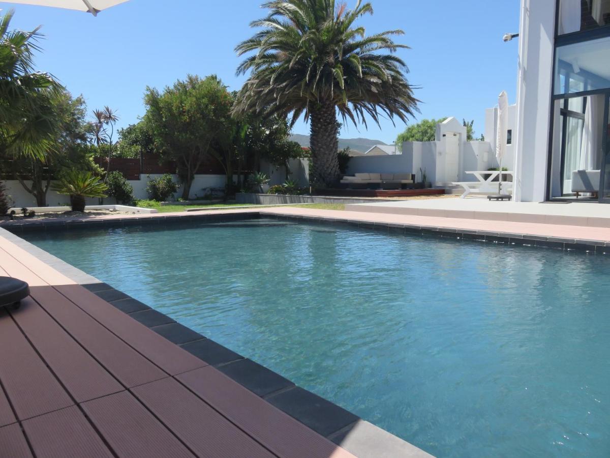 Cape White Villa Crawley Exterior foto